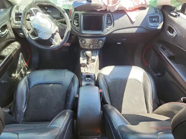 3C4NJDDB1MT590353 2021 JEEP COMPASS - Image 8