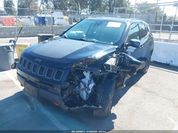 3C4NJDDB1MT600380 2021 JEEP COMPASS - Image 2
