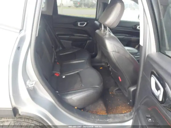 3C4NJDDB1NT102908 2022 JEEP COMPASS - Image 8