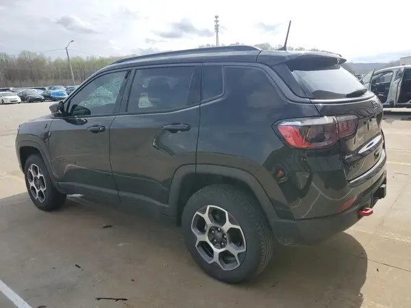 3C4NJDDB1NT108093 2022 JEEP COMPASS - Image 2