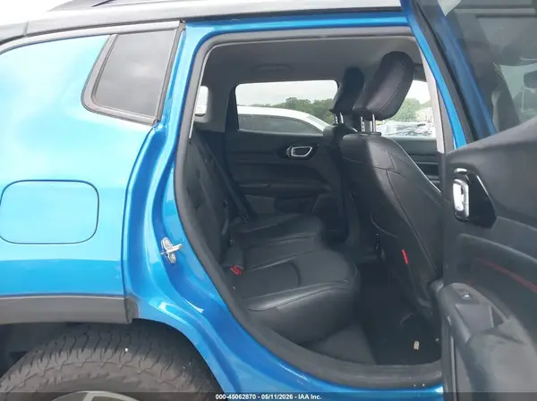 3C4NJDDB1NT111947 2022 JEEP COMPASS - Image 8