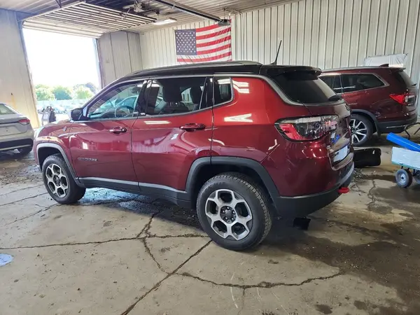 3C4NJDDB1NT114752 2022 JEEP COMPASS - Image 2