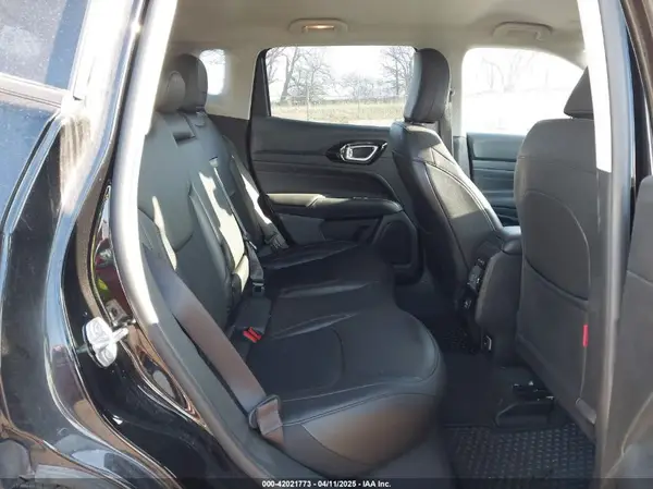 3C4NJDDB1NT133835 2022 JEEP COMPASS - Image 8