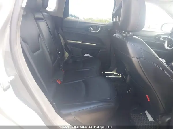 3C4NJDDB1NT142776 2022 JEEP COMPASS - Image 8