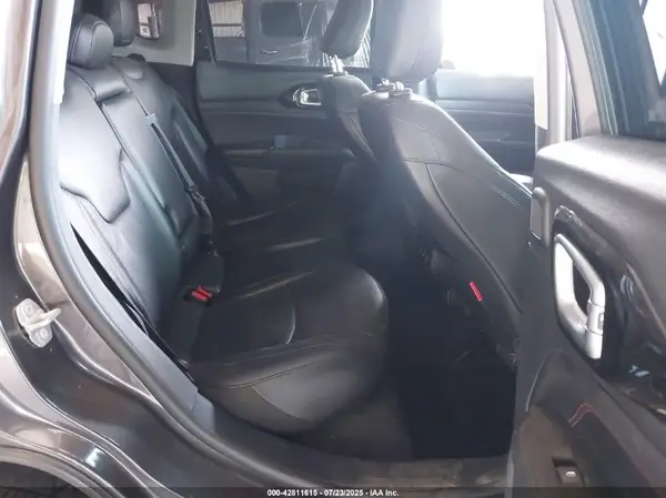 3C4NJDDB1NT163191 2022 JEEP COMPASS - Image 8