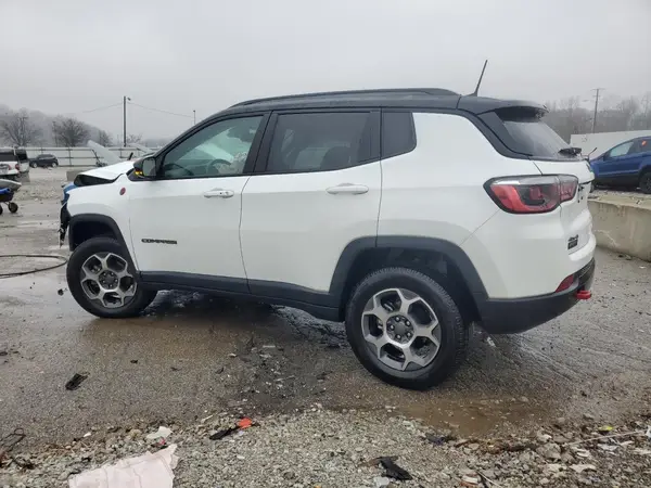 3C4NJDDB1NT222885 2022 JEEP COMPASS - Image 2