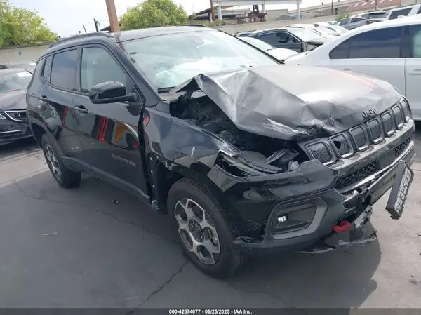 3C4NJDDB1NT227990 2022 JEEP COMPASS - Image 1