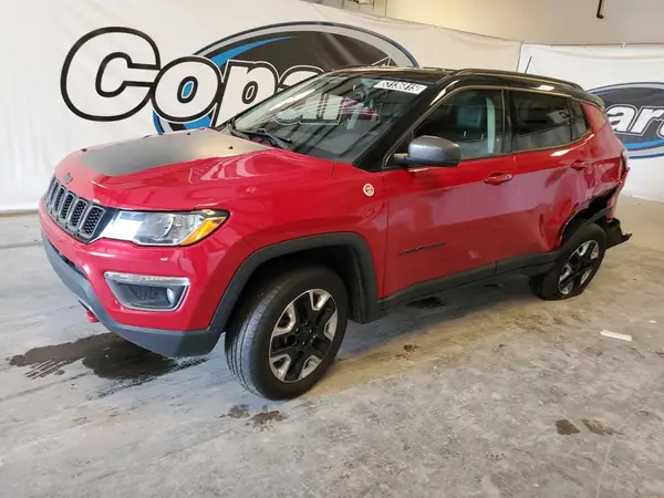 3C4NJDDB2HT630798 2017 JEEP COMPASS - Image 1