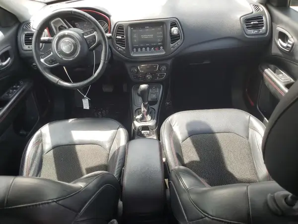 3C4NJDDB2HT630798 2017 JEEP COMPASS - Image 8