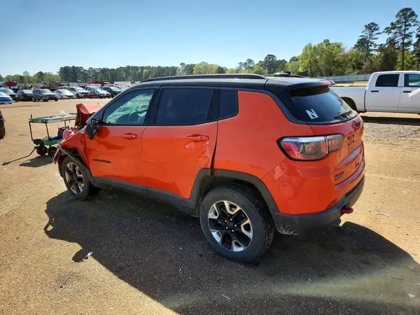 3C4NJDDB2HT631174 2017 JEEP COMPASS - Image 2