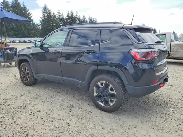 3C4NJDDB2HT631790 2017 JEEP COMPASS - Image 2