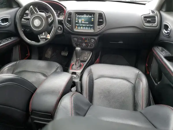 3C4NJDDB2HT646693 2017 JEEP COMPASS - Image 8