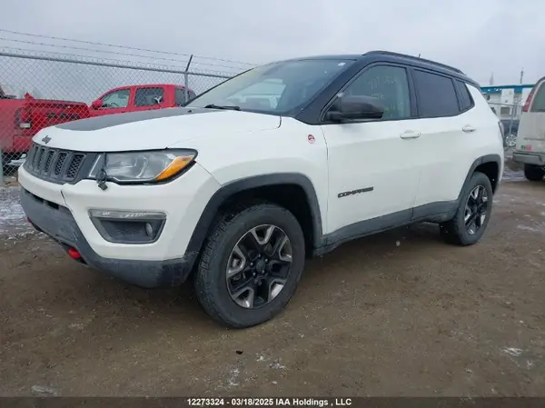 3C4NJDDB2HT649044 2017 JEEP COMPASS - Image 2