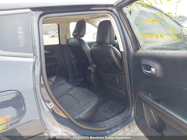 3C4NJDDB2HT660061 2017 JEEP COMPASS - Image 8