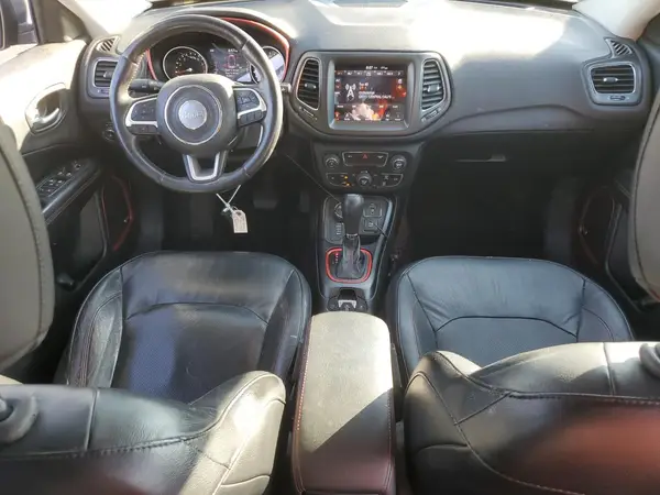 3C4NJDDB2HT667639 2017 JEEP COMPASS - Image 8