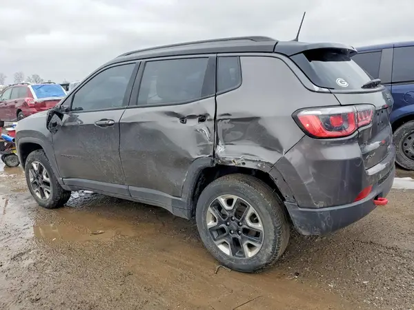 3C4NJDDB2JT128444 2018 JEEP COMPASS - Image 2