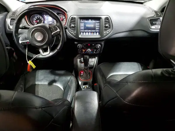 3C4NJDDB2JT130159 2018 JEEP COMPASS - Image 8