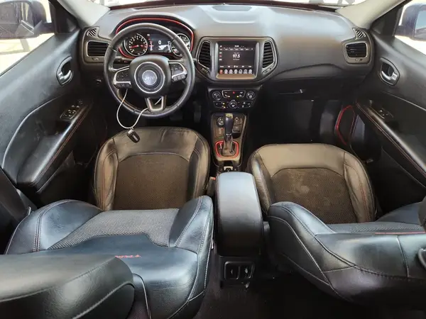 3C4NJDDB2JT168930 2018 JEEP COMPASS - Image 8