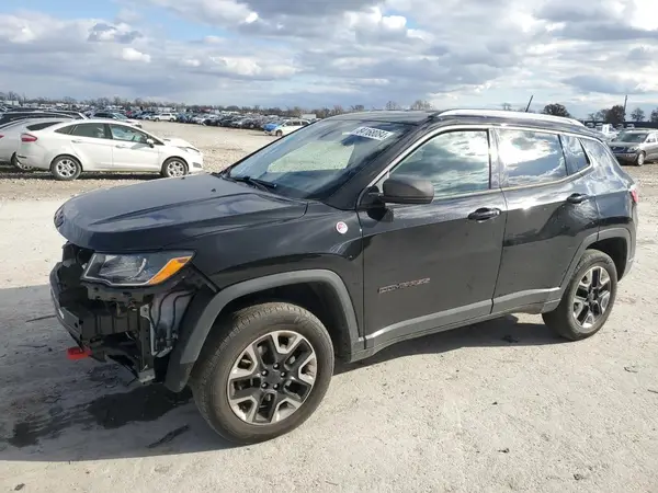 3C4NJDDB2JT191589 2018 JEEP COMPASS - Image 1