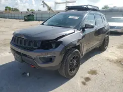 3C4NJDDB2JT198932 2018 JEEP COMPASS