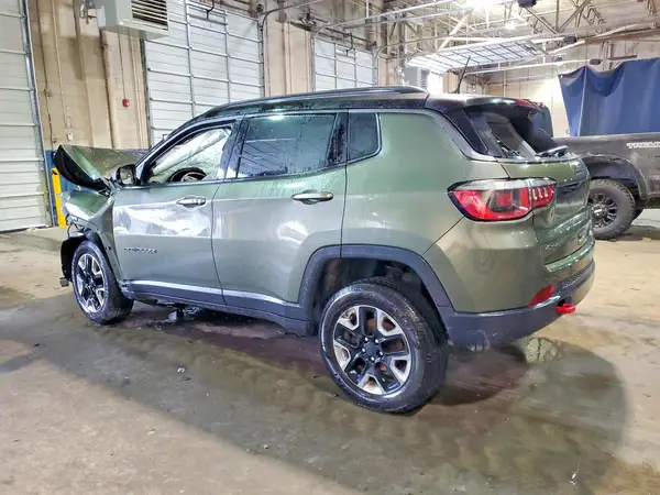 3C4NJDDB2JT207659 2018 JEEP COMPASS - Image 2