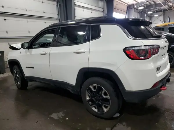 3C4NJDDB2JT210710 2018 JEEP COMPASS - Image 2