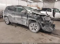 3C4NJDDB2JT211775 2018 JEEP COMPASS
