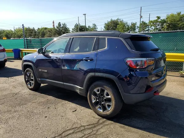 3C4NJDDB2JT234697 2018 JEEP COMPASS - Image 2