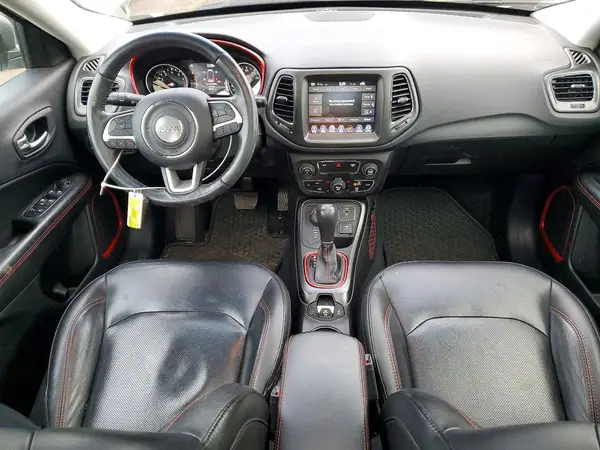 3C4NJDDB2JT306918 2018 JEEP COMPASS - Image 8