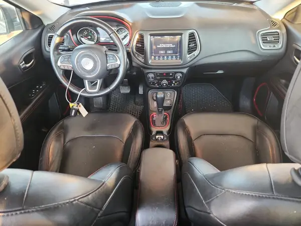 3C4NJDDB2JT409711 2018 JEEP COMPASS - Image 8