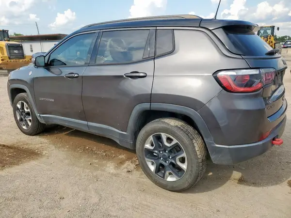 3C4NJDDB2JT451358 2018 JEEP COMPASS - Image 2