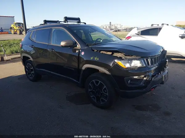 3C4NJDDB2KT602006 2019 JEEP COMPASS - Image 1