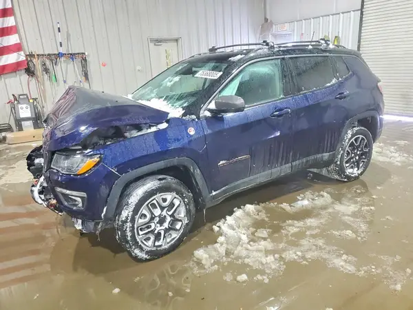 3C4NJDDB2KT627827 2019 JEEP COMPASS - Image 1