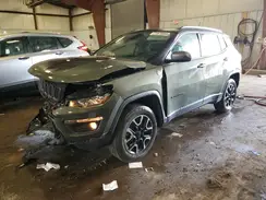 3C4NJDDB2KT638035 2019 JEEP COMPASS