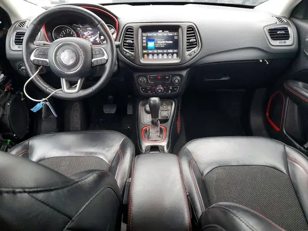 3C4NJDDB2KT651772 2019 JEEP COMPASS - Image 8