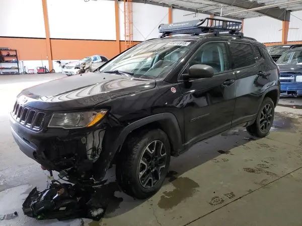 3C4NJDDB2KT666935 2019 JEEP COMPASS - Image 1