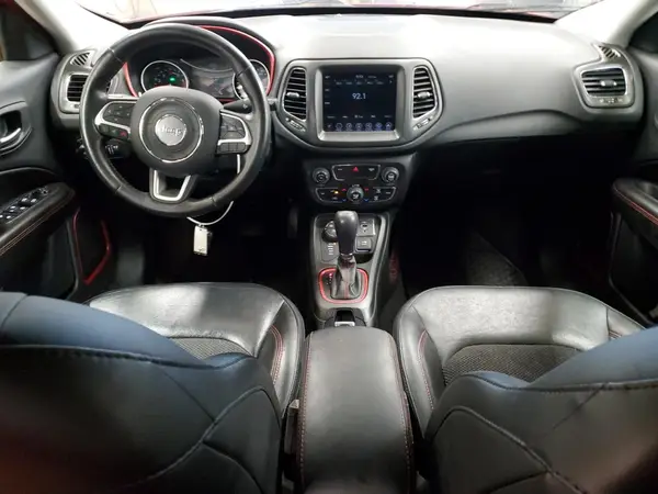 3C4NJDDB2KT668197 2019 JEEP COMPASS - Image 8