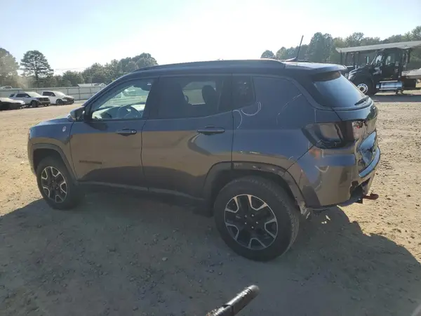 3C4NJDDB2KT713400 2019 JEEP COMPASS - Image 2