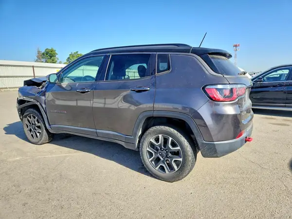 3C4NJDDB2KT786265 2019 JEEP COMPASS - Image 2