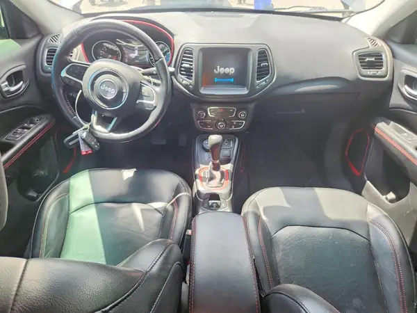 3C4NJDDB2KT790395 2019 JEEP COMPASS - Image 8