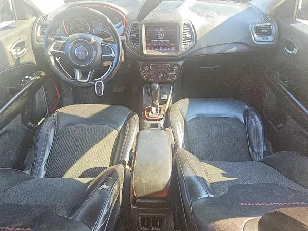 3C4NJDDB2KT795239 2019 JEEP COMPASS - Image 8