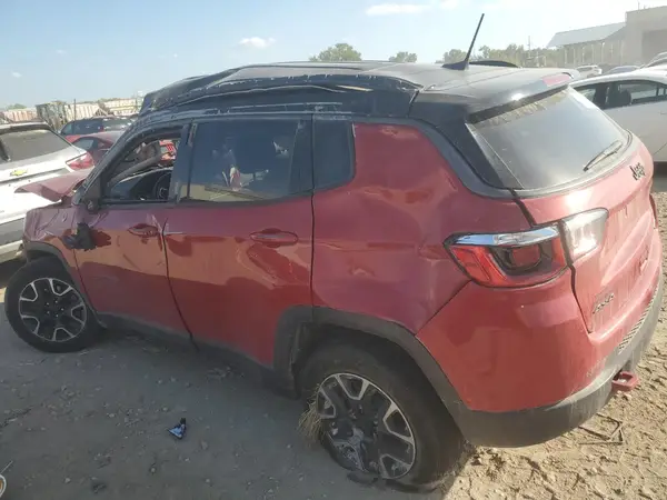 3C4NJDDB2KT799940 2019 JEEP COMPASS - Image 2