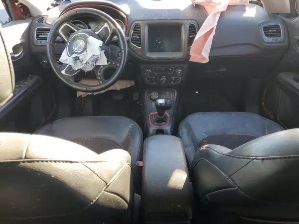 3C4NJDDB2KT799940 2019 JEEP COMPASS - Image 8