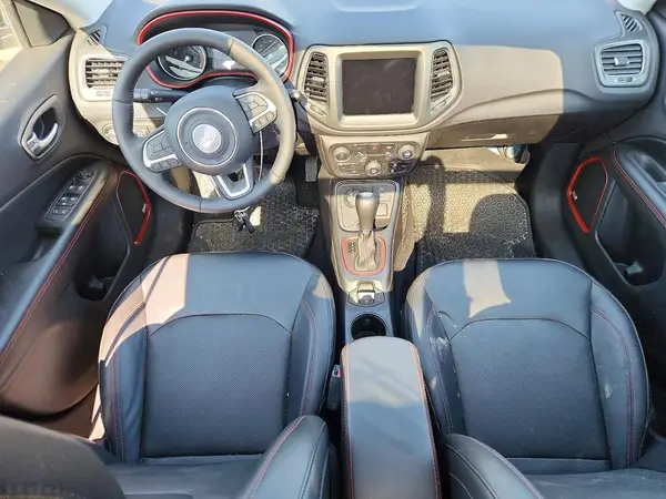 3C4NJDDB2KT800178 2019 JEEP COMPASS - Image 8