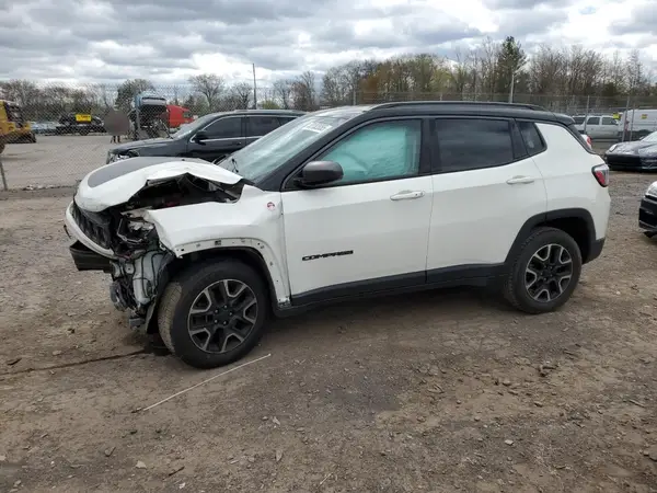 3C4NJDDB2LT142136 2020 JEEP COMPASS - Image 1