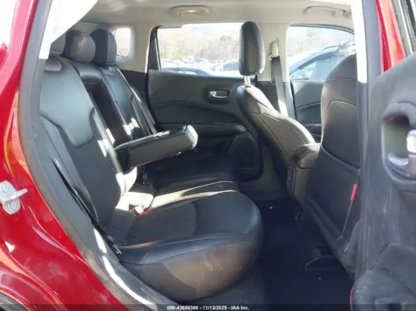 3C4NJDDB2LT143920 2020 JEEP COMPASS - Image 8
