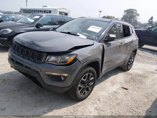 3C4NJDDB2LT151323 2020 JEEP COMPASS - Image 2