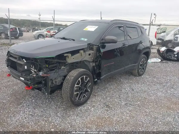3C4NJDDB2LT170387 2020 JEEP COMPASS - Image 2