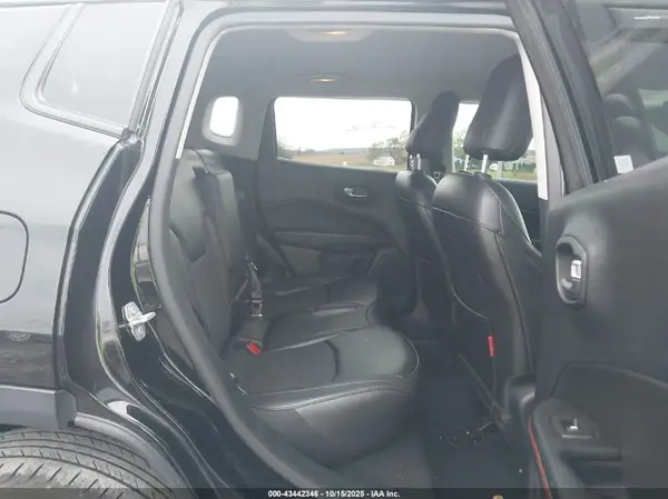 3C4NJDDB2LT170387 2020 JEEP COMPASS - Image 8