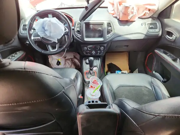 3C4NJDDB2LT184158 2020 JEEP COMPASS - Image 8